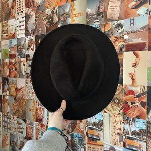 Black Felt Fedora Hat from Francescas